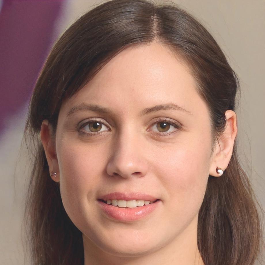 Esperanza Villamor, Directora de Análisis Financiero